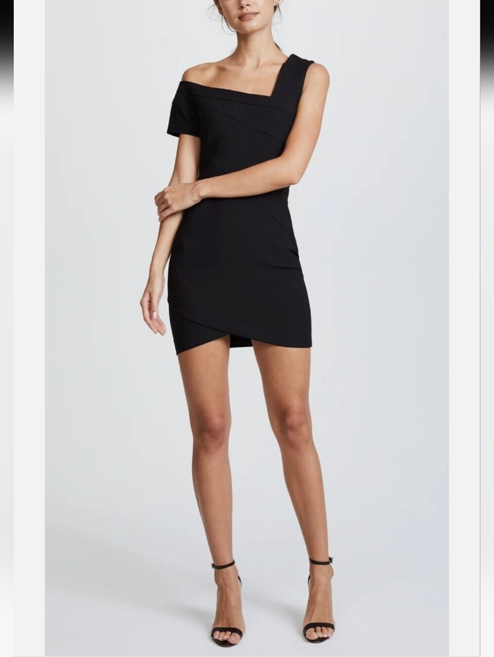 Cinq a Sept-"Coralisa" Mini Dress in Black-Size 6